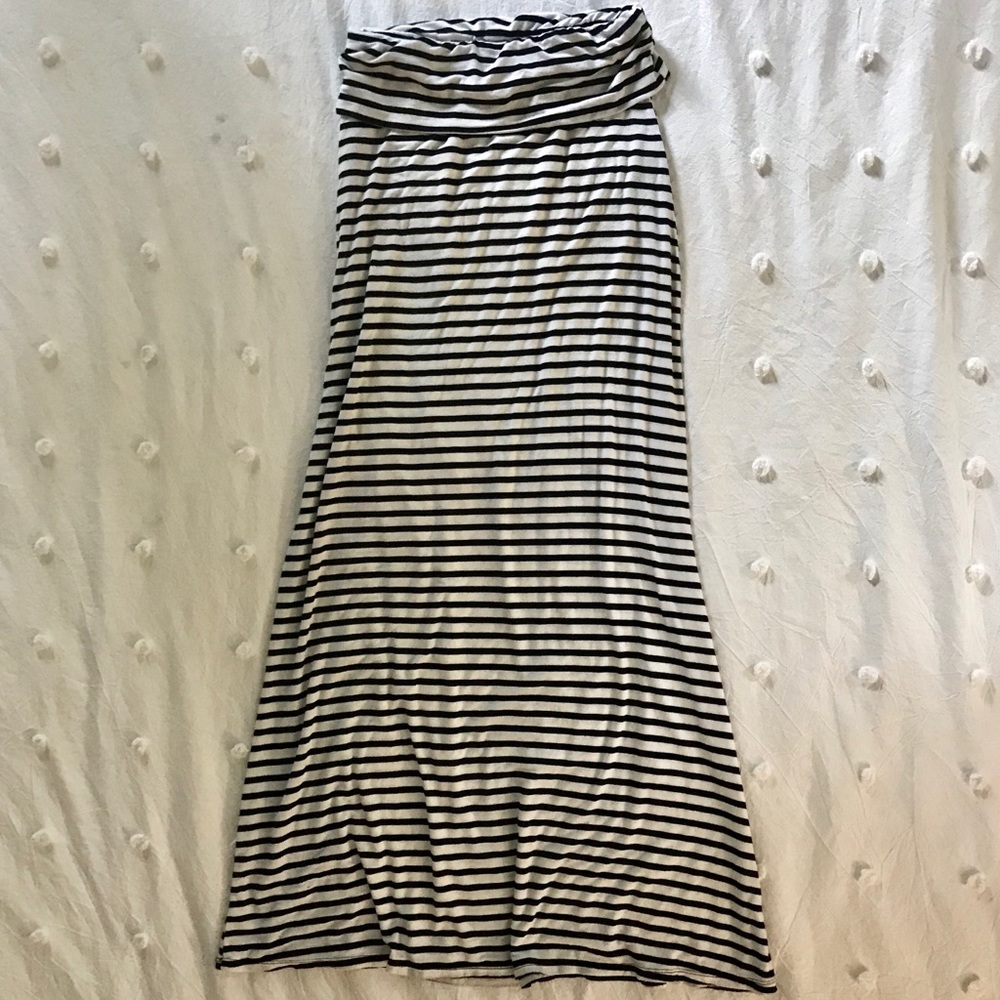 NOLLIE Striped Maxi Skirt